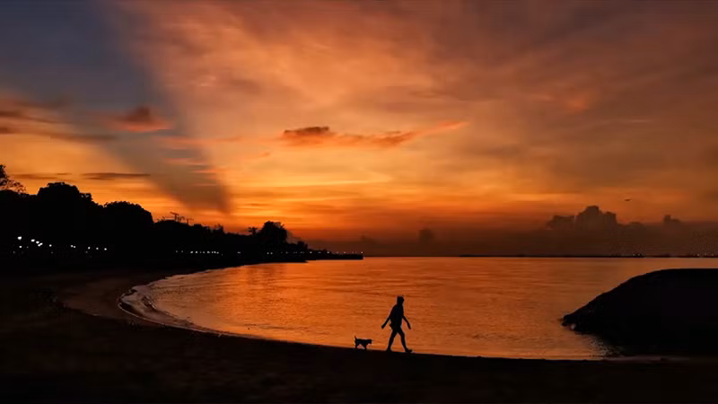 Khả năng chụp trong điều kiện thiếu sáng bá đạo, phần chi tiết mây lên đáng kinh ngạc.