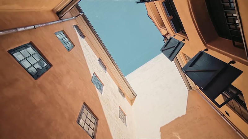 P40 Pro+ vẫn cho thấy sự bá đạo với chụp ngược sáng, và nền trời đẹp.