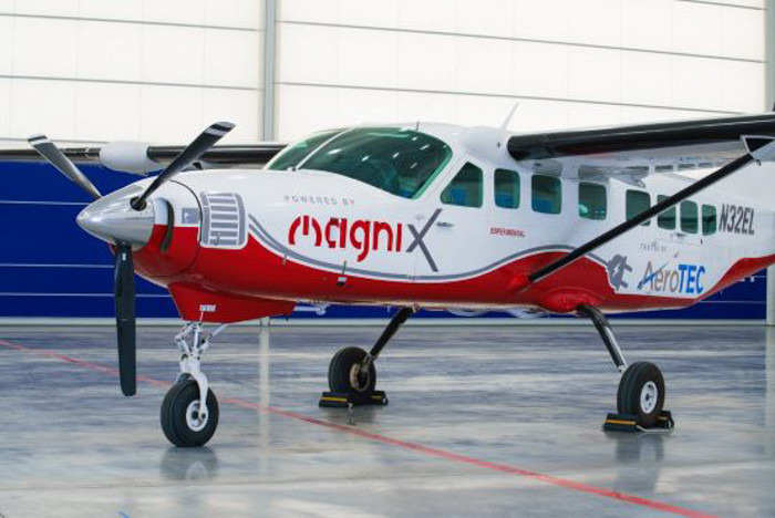 Ganzarski cho rằng máy bay điện sẽ có chi phí vận hành rẻ hơn do nhu cầu sử dụng nhiên liệu hóa thạch ngày càng giảm.