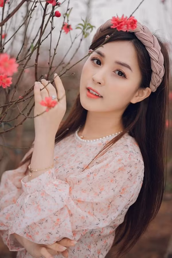 Hiện ''tình cũ Trọng Đại'' đang sở hữu Facebook cá nhân có hơn 806 nghìn người theo dõi cùng kênh YouTube hơn 600 nghìn lượt đăng ký, một con số đáng ngưỡng mộ đối với bất kỳ một streamer nào.