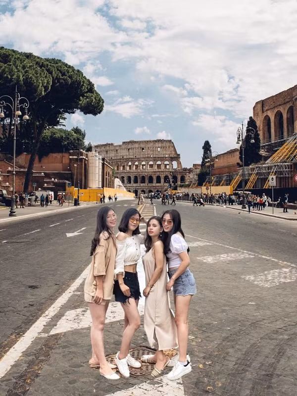 Kết quả ghép ảnh qua ứng dụng chụp ảnh B612.