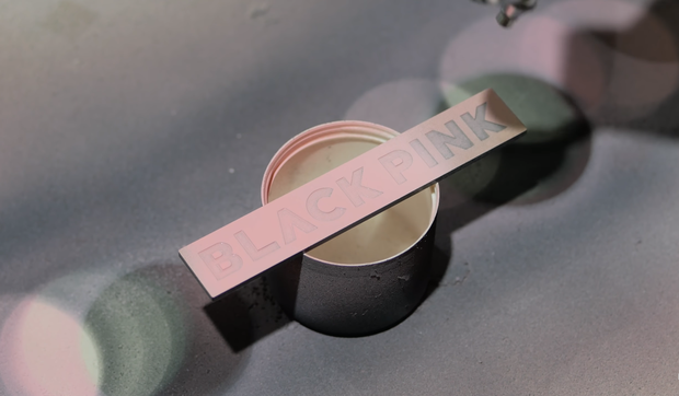 Logo BLACKPINK đúng chuẩn màu hồng như mong muốn ban đầu của tác giả.