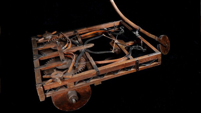 Tuy nhiên, da Vinci không thiết kế nên một chiếc ô tô đi đường, nhiều khả năng đây lại là một món đồ chơi tiêu khiển khác, khi mà nó chỉ đi được 40 mét.