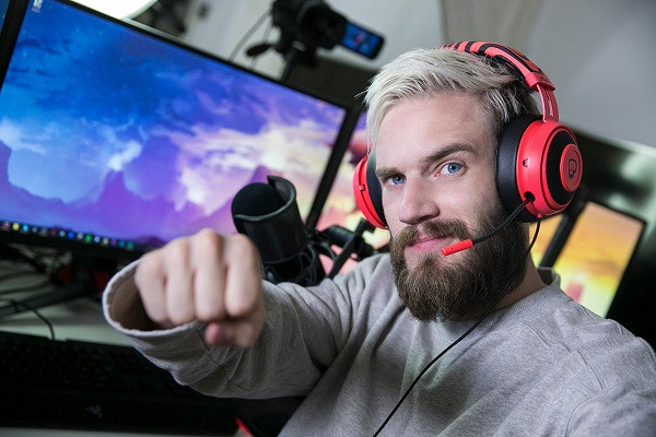 Năm ngoái, PewDiePie thu về 4,5 tỷ lượt xem trên trang chia sẻ video lớn nhất thế giới.