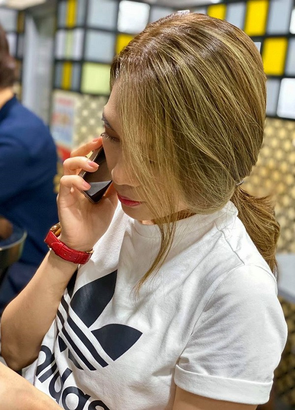 Chia sẻ về quan điểm khi tiếp cận với mạng xã hội, Mỹ Tâm từng thừa nhận những quan điểm trái chiều trên mạng xã hội là không thể tránh khỏi trong thời đại công nghệ phát triển và cô chọn cách xử lý là “không quan tâm đến chuyện đó.” Ảnh: FBNV