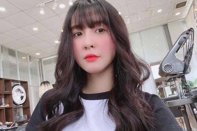 Ngoài Linh Ngọc Đàm, hàng loạt streamer, game thủ như Nam Blue, Tín Dubai, Hoàng Luân, Độ Mixi, ViruSs, Ngân Sát Thủ.... đã đứng ra kêu gọi ủng hộ nhằm góp vào quỹ chung, giúp đỡ bà con miền Trung.