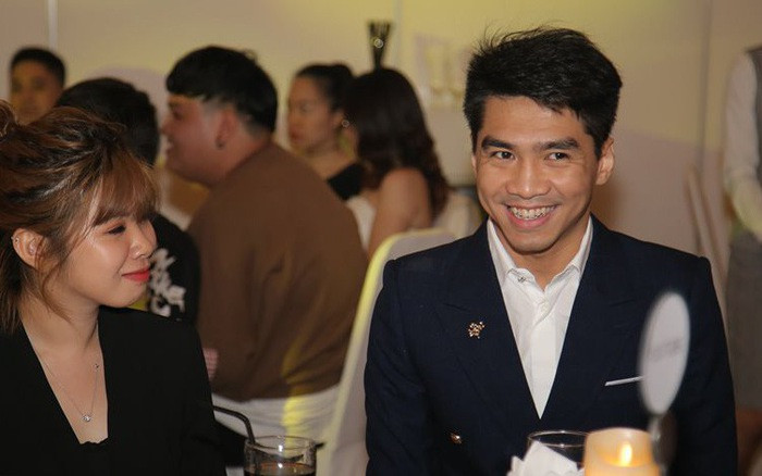 Lần gần nhất mà người hâm mộ được thấy cặp đôi sánh bước bên nhau là trong đám cưới của Cris Devil Gamer và Mai Quỳnh Anh.