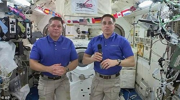 Cặp đôi phi hành gia Cassidy và Behnken dự kiến sẽ quay trở lại không gian trong chuyến spacewalk thứ 230 vào cuối tháng này, tiếp tục thay pin cho Trạm ISS.