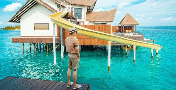 Từ những video đầu tiên cho đến hiện tại đều được đầu tư ''khủng'' từ địa điểm, khách sạn, cho đến ekip, lịch trình, thước phim nào cũng không bị chê trách gì.