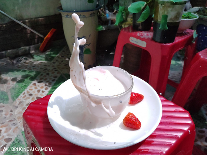 Một hình ảnh được chia sẻ của người dùng Bphone về khả năng chụp đóng băng với B86.