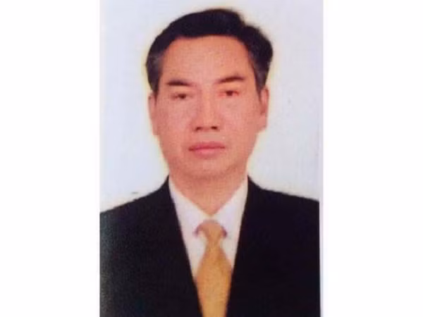 Cuu PCT huyen tham o hon 41 ty: Tra ho so dieu tra bo sung