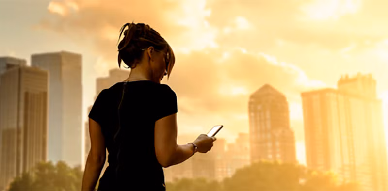 Style3 được tích hợp viên pin dung lượng 3500mAh. Điểm trừ lớn nhất của phiên bản này là không tích hợp sạc nhanh và sạc không dây.