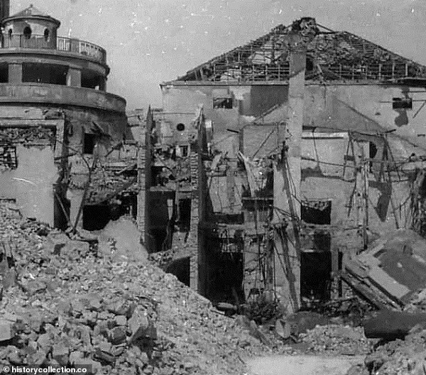 Năm 1946, Saturn mới được tìm thấy bởi quân đội Anh đóng quân ở thủ đô Berlin (Đức), nhưng đến nay vẫn không ai biết con cá sấu xảo quyệt này làm gì trong vòng 3 năm "mất tích".