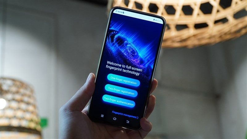 Kích thước màn hình 6.39 inch với độ phân giải Full HD+ cho chất lượng hiển thị khá chất lượng và sắc nét.