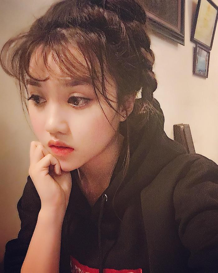 Đào Thị Thùy Dung với biệt danh Dung Bí đang là một trong những hot streamer đầy tiềm năng ở thời điểm hiện tại.