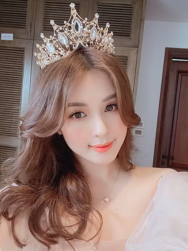 Thảo Nari - tình cũ của cầu thủ Trọng Đại U23, là một trong số cái tên hot nhất nhì làng Liên Quân Việt Nam.