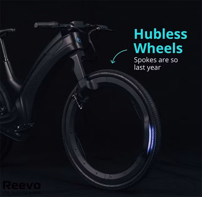 Bộ phận đèn hậu / xi nhan và đèn pha cũng được tích hợp vào bánh xe, do đó giúp giải phóng các không gian còn lại trên xe tốt hơn.