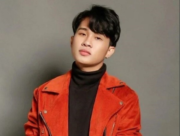 Những lùm xùm liên quan đến công ty chủ quản cũ cùng sự trở lại với MV âm nhạc mới "Là một thằng con trai" giúp cho Jack J97 trở thành cái tên hot hơn bao giờ hết trong thời gian qua. Các thảo luận trên MXH đều là những phản hồi tích cực về Jack và những lời chúc mừng về MV mới ra mắt.