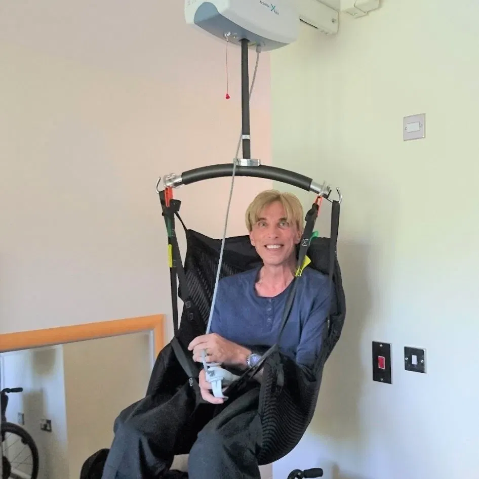 Câu chuyện của tiến sĩ Peter đã được một hãng phim tài liệu ghi lại trong suốt 2 năm kể từ ngày Peter nhận chẩn đoán căn bệnh MND.