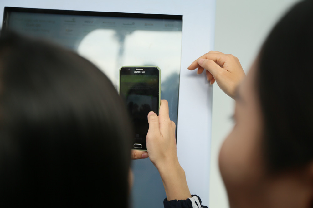 Sóng Festival diễn ra trong hai ngày cuối tuần 7-8/11 tại sân vận động Đại học Bách khoa Hà Nội.