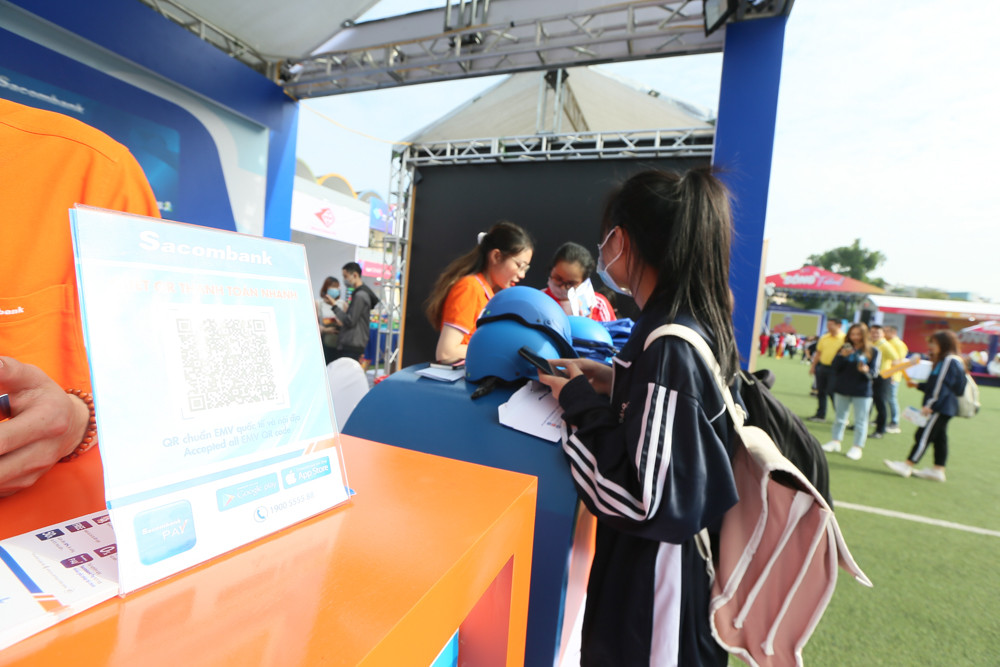 Hiện nay, các ngân hàng đều đã sử dụng công nghệ mã QR Code để phục vụ cho thanh toán điện tử.