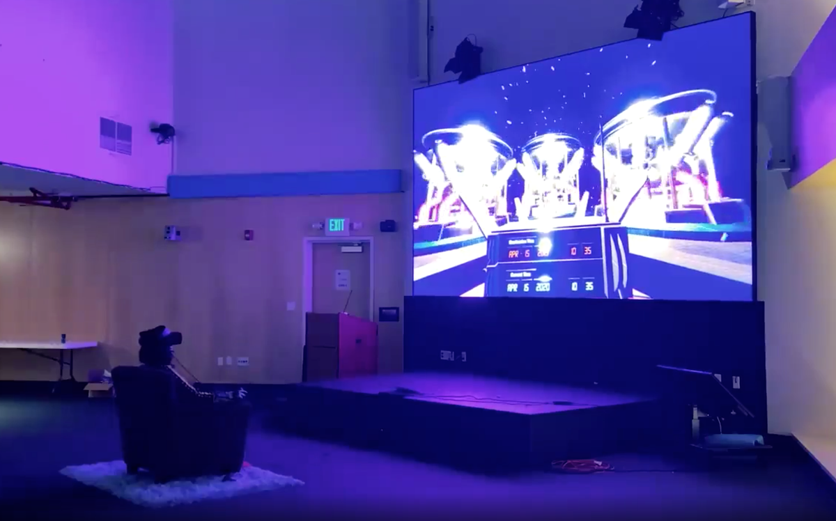 Giờ đây, khi sử dụng chiếc kính thực tế ảo, Lucas có thể "đi đến" bất kỳ sự kiện nào trong năm 2019 và tận mắt nhìn thấy mọi thứ một lần nữa theo đúng nghĩa đen.