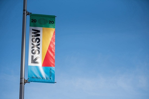 Lễ hội văn hóa và công nghệ đình đám SXSW đã được hủy bỏ bởi dịch Covid-19 bùng phát. Đồng thời buộc phải sa thải 1/3 số nhân viên.