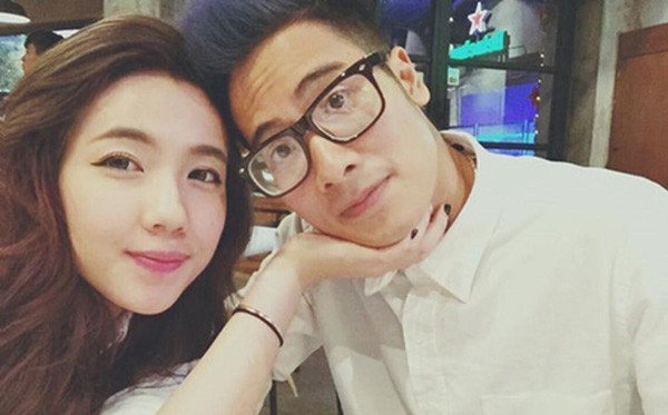 Sau 2 năm quen nhau, đôi trẻ chia tay vào năm 2015. Không lâu sau đó, JVevermind cũng biến mất khỏi mạng xã hội, ngừng làm vlog và "ở ẩn".