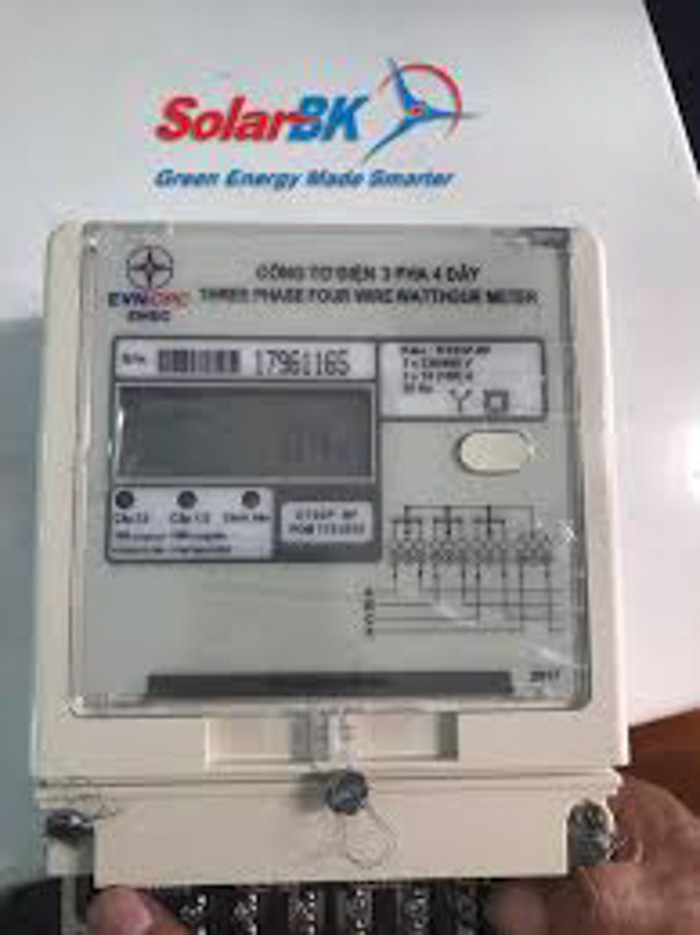 Các chuyên gia về thiết bị điện tử cho rằng việc cơ quan điện lực tác động để công tơ điện tử quay nhanh hơn là không thể. Lý do, các thiết bị khi lắp cho khách hàng đều có tem kiểm định và giấy chứng nhận, nghĩa là do bên thứ ba cung cấp chứ ngành điện không sản xuất công tơ. Bởi thế không thể có khả năng cài chip hay phần mềm để làm tăng chỉ số công tơ điện tử. Thủ tướng yêu cầu làm rõ tiền điện tăng bất thường