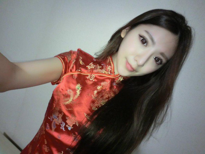 Với sự áp đảo vượt trội cả về số lượng và chất lượng của các streamer đến từ Hàn Quốc thì Hoàn Quang Khuyết là tia sáng lé loi của cộng đồng game thủ Đài Loan.