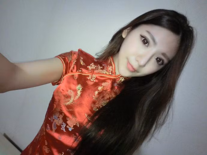 Với sự áp đảo vượt trội cả về số lượng và chất lượng của các streamer đến từ Hàn Quốc thì Hoàn Quang Khuyết là tia sáng lé loi của cộng đồng game thủ Đài Loan.