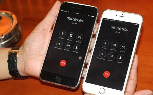 Tính đến thời điểm giữa tháng 1/2019, số sim 0989.999.999 có số phận khá lận đận khi được đổi chủ 5 lần cùng số tiền thu được đều cho mục đích từ thiện. Ngọc Trinh sở hữu siêu sim 0989999999 và đường đi lận đận của những siêu sim. | VTC14