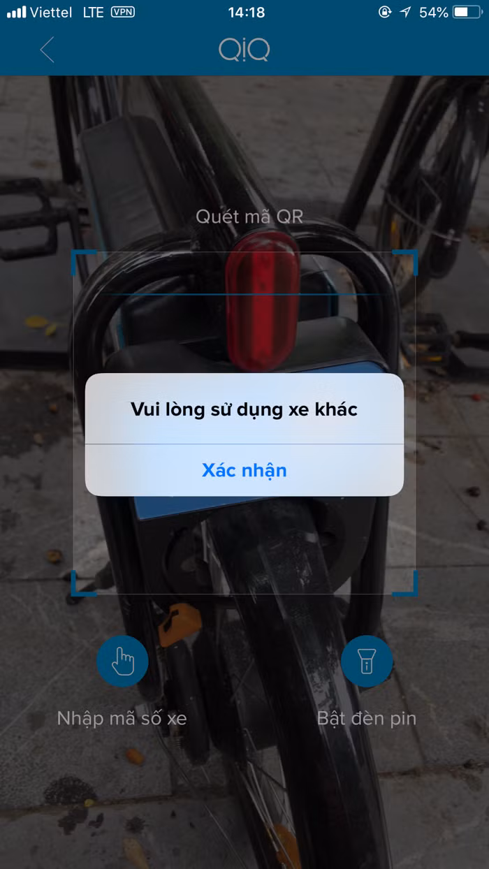 Tuy nhiên, PV báo Kiến thức đã thử sử dụng nhưng các xe đều ở trong tình trạng "ngoài vùng phục vụ".