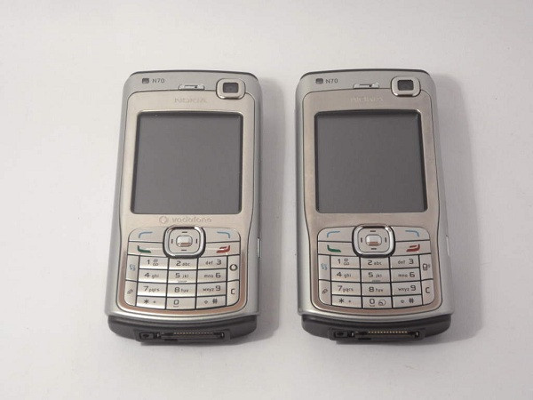 Sở hữu màn hình 2,1 inch, điện thoại Nokia N70 được xem là mẫu di động màn hình khá ''khủng'' thời bấy giờ.