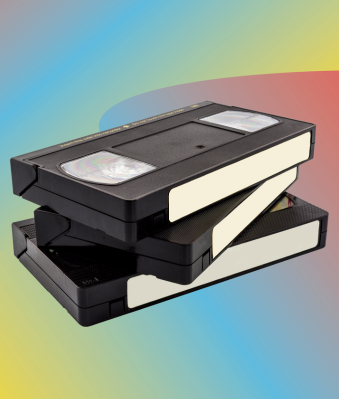 Băng VHS (Video Home System, tạm dịch: hệ thống video tại nhà) là một tiêu chuẩn ghi lại các đoạn video analog cho người tiêu dùng đại chúng trên những chiếc băng kiểu cassettes.