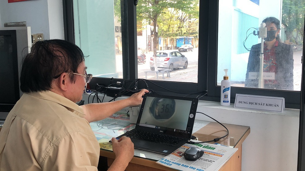 May do than nhiet tu xa cuu Thu truong Giao duc che tao co gi dac biet?-Hinh-4