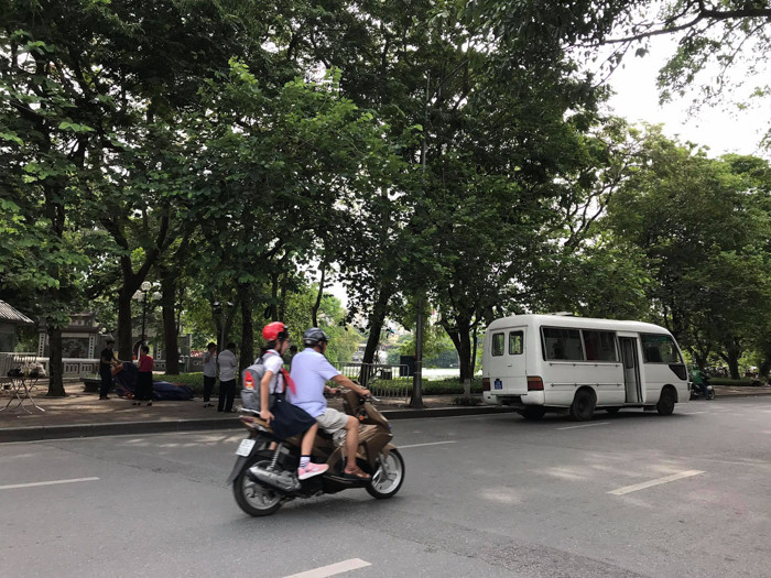 Ngay khi khai quật, các tiểu quách đã được đưa đi.