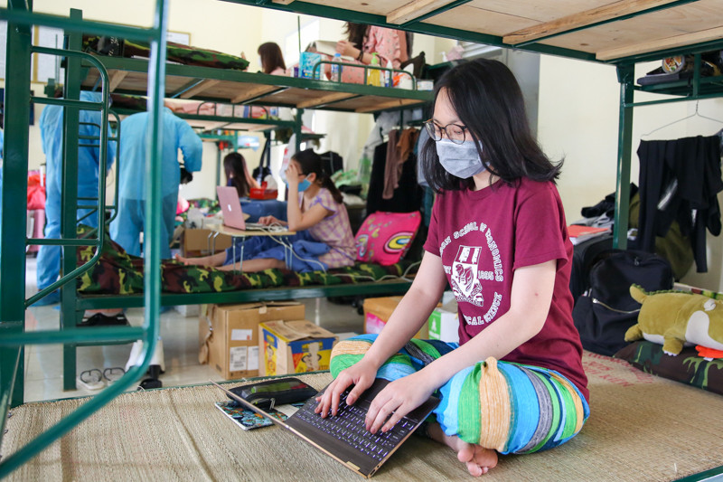 Chiếc laptop phát huy thế mạnh khi có thể mang theo, làm việc trong nhiều hoàn cảnh và thoải mái trong các tư thế.