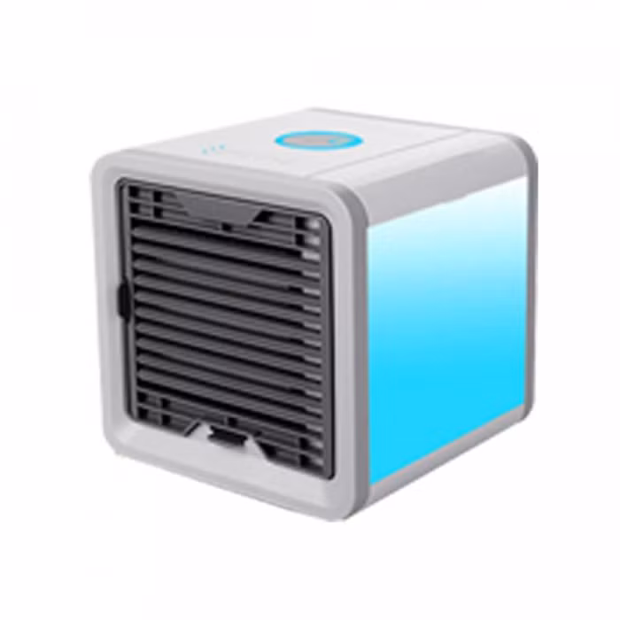 đây thực chất là một thiết bị thổi hơi nước loại nhỏ, được làm bằng vật liệu nhựa bền cứng, máy chạy bởi 3 cục pin AA và bên trong là quạt USB (loại quạt dành cho PC) để cung cấp sức gió tương đối khá với mức tiêu thụ điện năng thấp.