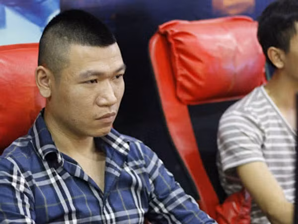 Điều khiến Hưng Nhổn trở nên hoang dại hơn cả chính là những bài ép thực và vàng sóc chém không cần bánh xe, lối tấn công phũ phàng đó khiến anh chiếm được rất nhiều cảm tình của người hâm mộ.