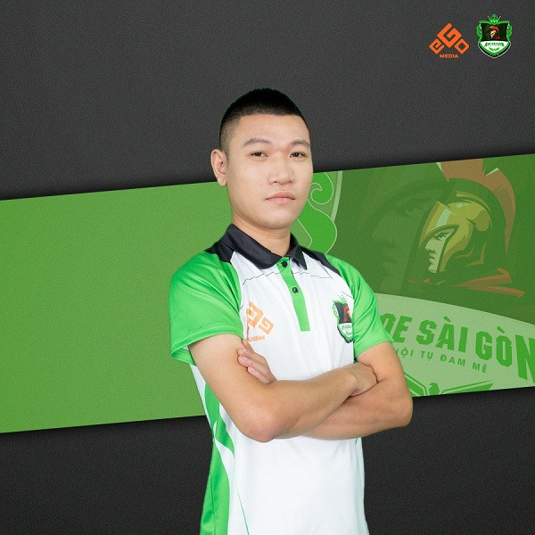 Chàng trai quê Thái Bình được xem là một trong những game thủ đầu tiên của làng AOE Việt Nam với nickname Gunny.