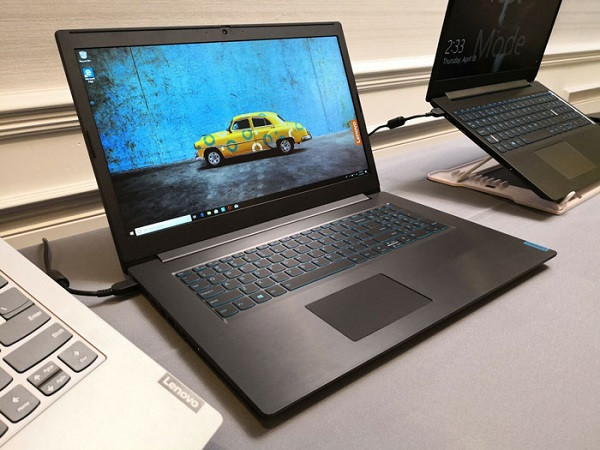  Lenovo Ideapad L340 (giá khoảng 13,9 triệu đồng): Thật khó tin khi chỉ cần bỏ ra chưa đến 15 triệu đồng, người dùng đã có thể rinh về một chiếc laptop phù hợp cho những game đồ họa yêu thích của mình. Ảnh: gamek