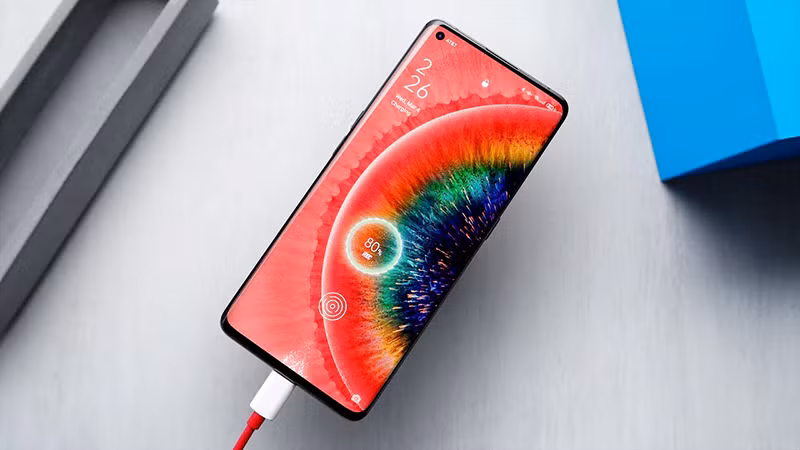 #1: OPPO Find X2 Pro với điểm Benchmark lên tới 606.389 điểm.