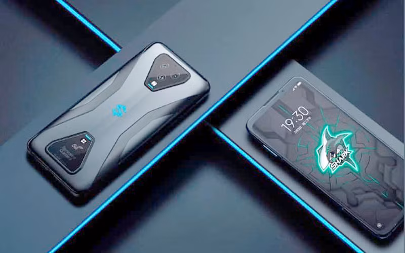 #10: Black Shark 3 ghi được 570.723 điểm và là cái tên cuối cùng có mặt trong bảng xếp hạng tháng 3 của AnTuTu.