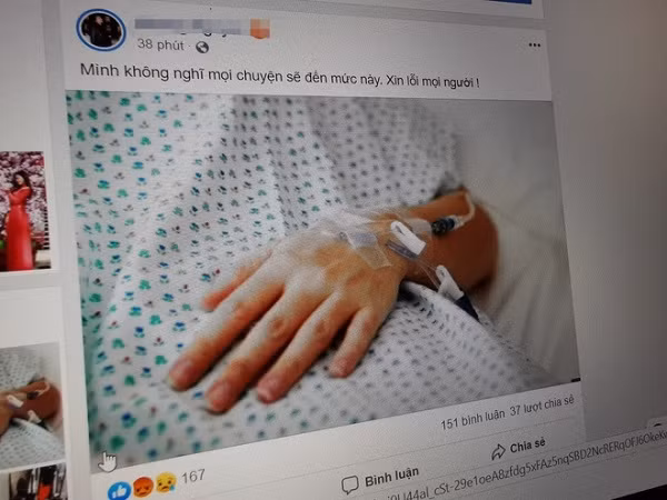 Trên các trang mạng xã hội, những tin đồn thất thiệt về việc Nguyễn Hồng Nhung có xuất hiện tại một số quán bar, sự kiện cũng được lan truyền khiến cộng đồng người dùng hoang mang. Thực tế, không hề có thông tin chính xác về việc này.