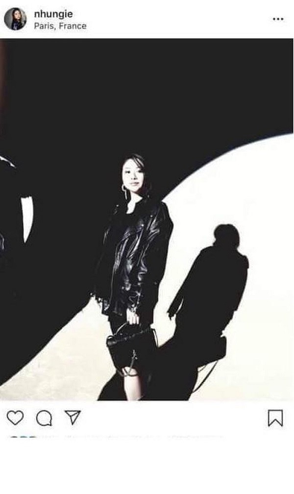 Ngập tràn những bình luận đầy oán giận, lên án ''Kẻ chơi bời giữa mùa dịch bệnh - Kẻ phá hoại công sức phòng chống dịch của cả dân tộc Việt Nam - Kẻ gieo rắc nỗi hoang mang cho dân tộc Việt Nam''…khiến Nguyễn Hồng Nhung buộc phải khóa các tài khoản cá nhân của mình.