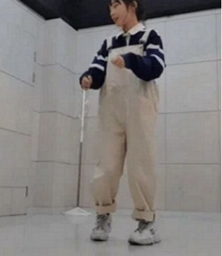 Mặc dù ngoại hình bé nhỏ nhưng lượng fan hâm mộ của cô nàng Daejang lại ở mức vô cùng khổng lồ. Điều này cũng xuất phát rất nhiều từ khả năng mang tới các nội dung vô cùng đa dạng của Daejang.