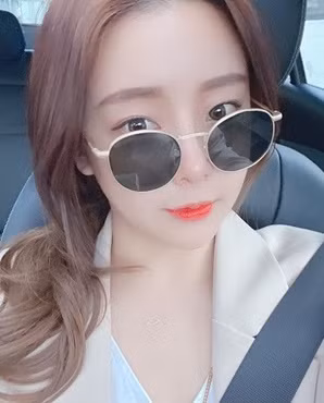 Go Eun được cộng đồng mạng đánh giá là một nữ streamer đầy nghịch lý.