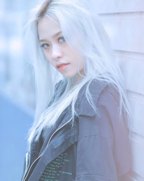 Trà Đặng hay còn gọi là Dancer Tea - một cái tên không còn xa lạ trong cộng đồng TikTok. Cô bạn sở hữu hơn 4 triệu tim trên MXH này.