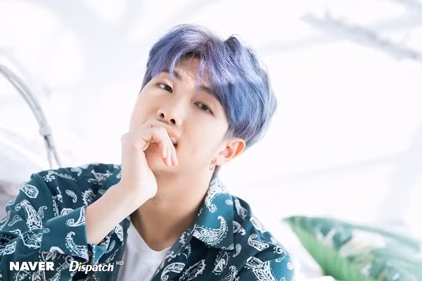 Tuy không sử dụng ''đỉnh'' như Suga nhưng Cubase cũng là một trong số những phần mềm máy tính mà rapper RM thường xuyên sử dụng nhất.